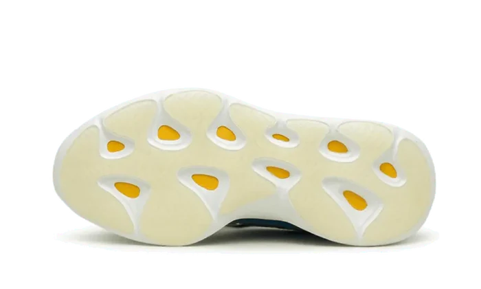 Yeezy 700 V3 Arzareth